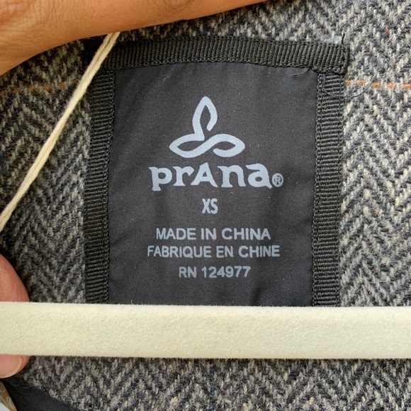 Prana insulated Caprise jacket w/detachable layer - Picture 11 of 16